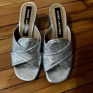 Marc Jacobs Aurora Metalic Silver Block Heel Slide Size 40